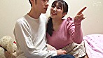 「たまには違う場所でしよっ？」狭い空間での濃ゆ～い密着スローSEX サンプル画像1