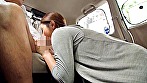 超S級美人妻杏さんを買い物帰りにナンパ！からの繁華街のド真ん中で車内フェラ - Image 9