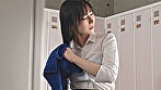 突然の大雨でズブ濡れになった濡れ髪と透け下着で無自覚にデカ〇ン男子を誘惑した麗しの発情妻 - Image 4