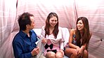 姉妹ナンパ 見た目は仲良さそうだけど本当は女としてライバルという美人姉妹のコンプレックスを競わせてHな悪戯！！ サンプル画像1