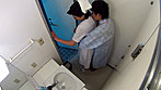 夜勤の熟女看護師にねだり猥褻 特別編 朝でも夜でもムラムラさせる性交渉！ サンプル画像1