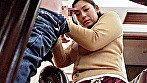 清楚に見えてスケベな母娘が家庭教師のボッキち○こに夢中！母:「私のおま〇こにもお願いします･･」股を広げて肉棒、精液までも奪い合う肉欲3P親子丼 SP サンプル画像2
