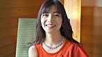 あのクイーンオブHOTが遂に中出しデビュー！AV女優らしからぬ･･･秘書かOL、はたまた愛人か？ 平清香／南かおり サンプル画像1
