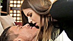 どんなお願いも聞いてくれる言いなりセックス！ 嫁と目隠し拘束プレイ／黒人男と熟女のオイルマッサージ 画像1