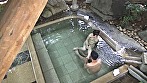 卑猥な音が露天風呂に響きわたる。 画像1
