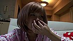 女の鼻クソほじり サンプル画像13