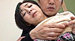 肉がまったくつかないぺちゃぱいおばさんに恐るおそるチ○ポを挿入 20人240分 - Image 1