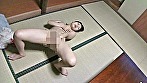 一人ぼっち人妻オナニー盗撮！！ 初流出裏映像！寂しい人妻厳選240分 サンプル画像17