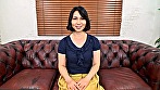 射精しても止めない！！人妻熟女の悶絶手コキ責め サンプル画像1