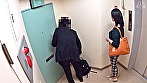 「おばさんを酔わせてどうするつもり？」若い男女で溢れ返る相席居酒屋で一人呑みしている熟女を狙い撃ちで口説いてお持ち帰り！寂しさと欲求不満が募った素人奥さんの乾いたカラダはよく濡れる！！ VOL.5 サンプル画像2