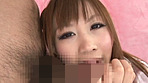 キレイな瞳に見つめられながらフェラでごっくん サンプル画像21