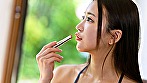 シーン1：わかれさせ屋 世の中の男はバカばっかでチョロっと誘惑すれば勃起するからアタシも売上アップ 青嶋なづき