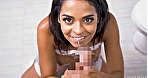 シーン4：Not What It Looks Like！ 彼女より気になるセクシーな彼女のお母さん