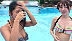プールナンパで水着性交！美容部員みんなでお尻フリフリ♪隣では後輩が喘いでるww浮気がしてみたいと言う色白くびれ美人に巨根を捻じ込み中出し絶頂！ サンプル画像2