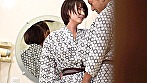 カップルに人気の混浴温泉でNTR企画！清楚なショートヘア美女が彼氏に内緒で他人棒ハメられ孕ませ汁受け入れww サンプル画像6