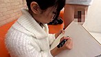 リアル友達同士のシロウト男女に出演交渉して『イマドキの大学生の恋愛事情』と偽り、『男女の友情はお金の力でブチ壊せるのか？』を徹底検証！！普段裸を見せ合う関係じゃない2人が挑むエロミッション！！恥じらいと欲望の狭間で揺れる2人は果たして一線を越えるのか？ サンプル画像21