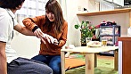妻に逃げられバツイチシングルファーザーになったボクにまさかのモテ期！？不憫な父子家庭に同情して何かと世話を焼いてくれる近所のママ友たちと真っ昼間から不倫にハマってしまった vol.8 サンプル画像16