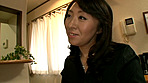 母親たちの息子交換 北川亜矢（39歳） サンプル画像1