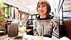 素人女子が痴女化！ナヨ男のチ〇ポを貪り尽くす - Image 8