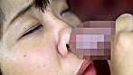 臭いチンカスち〇ぽの匂いに興奮し鼻コキする変態女 サンプル画像3
