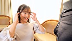 フェラチオのお仕事にやってきた素人娘に予告なしの突然口内発射 8 - Image 1