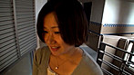 隣人は、したがる人妻 サンプル画像1