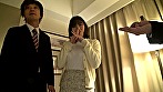土下座でお願い！人妻ナンパほろ酔い妻の隙を突いて子宮を突きまくり！5名の奥様に全員中出しSP サンプル画像10