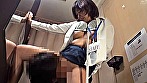 何このシミ？！試着室は女性定員の愛液でびっしょ濡れです 画像7