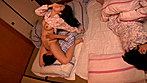 娘とこっそりHしてたら妻にバレて3Pしちゃいました サンプル画像8