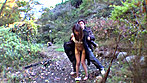 温泉宿に人妻を誘ってやりたい放題！移動中の車内オナニーでイキまくり、館内露出でマン汁たらし、周囲を気にして野外フェラチオ。もう我慢できましぇーん 混浴露天風呂で中出しドピュー サンプル画像9