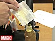 男を蔑むプライドが高いキャリア人妻にこっそり利尿剤を飲ませたら我慢出来ずにあり得ない場所でまさかのお漏らし！ サンプル画像2