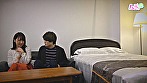 ホテル盗撮 欲求不満人妻が出会い系で知り合った年下男子と初めての不貞セックス 画像2
