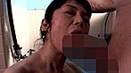 優しくて欲求不満な田舎のお母さん サンプル画像14