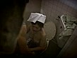 清掃中の熟女掃除婦さんを密着して口説いたらエロい事ができるのか？ サンプル画像2