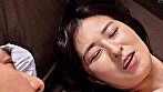 セックス依存症の熟女人妻は夫に隠れ近所の男性を誘惑してセックスへと導く 姫川礼子 画像3