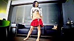 素人娘 コレに着替えて食い込みメコスジ、ビラ出し、オマ○コくっぱぁーでダンスしてください サンプル画像1