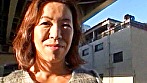 五十路連れ込み中出しナンパ！ ハデめの母娘に声をかけ速攻連れ込み口説いてみたら意外とらくに口説き落ち即ハメOK本気のヤリまん母娘だった！ 五十路も口説けば意外とイケる！させまん五十路5人のくぱぁ～。 サンプル画像16