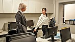 嫌いな同僚に弱みを握られ、好き放題され堕ちた美人OL 吉澤友貴 画像1