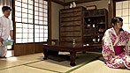 突然！！媚薬リモバイを入れながらマッサージを受けることになり･･･旦那が覗いていると知らず他人棒でイキ狂い旦那と目が合ってもハメ腰が止まらない痙攣妻 サンプル画像3