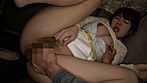 夜行バスで声も出せずイカされた隙に生ハメされた女はスローピストンの痺れる快感に理性を失い中出しも拒めない 6 サンプル画像9