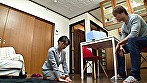 クレーム対応で自宅まで謝罪に来たOLにノーパン土下座をさせたままアナル生中出し 3 サンプル画像17