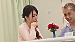 入院中の夫に頼まれて仕方なく舐めだした美人妻のフェラ尻に我慢できず後ろから即ハメ 5 ケツ穴をガン見され欲情する奥さん編 サンプル画像21