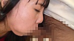 夫の留守中にU字ディルドで2穴同時イキさせられマ○コとアナルに連続で中出しされる人妻 2 サンプル画像21