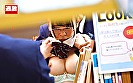 図書館で声も出せず糸引くほど愛液が溢れ出す敏感娘 見られて興奮する隠れ巨乳J〇 サンプル画像5