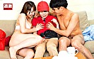 自宅に呼んだ働くうぶ娘（ピザ屋／古本買取り／家事代行）に下品なSEXを見せつけて巻き込み混合3Pを楽しむ変態カップル - Image 4