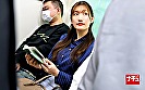 シーン1：パンスト穴あけ指入れ羞恥でねっとり膣内をほじられ本気汁が滴るほど感じまくる美脚女 6 人妻スケベOL