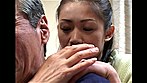 喪中なのに疼くマ●コが抑えられない性欲暴走未亡人 誰の竿でもいいの 遺影の前で喪服を脱ぎ捨て背徳の情事に溺れて何回も逝く 全8話 サンプル画像19