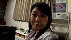 オナホール訪問販売員のおばさん 17 サンプル画像1
