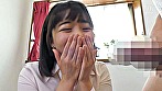 巷でウワサのAVデビューした会計事務所で働くOLさんは、幼い顔つきに似合わず、アヘ顔になるほど敏感なドスケベ女子 泉りおん - Image 8