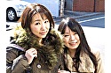 街で見つけた、まるで友達のように仲の良い母娘にHなインタビューをお願いして「パパには絶対言えない」禁断の親子丼セックスをさせる！！ 2 サンプル画像4